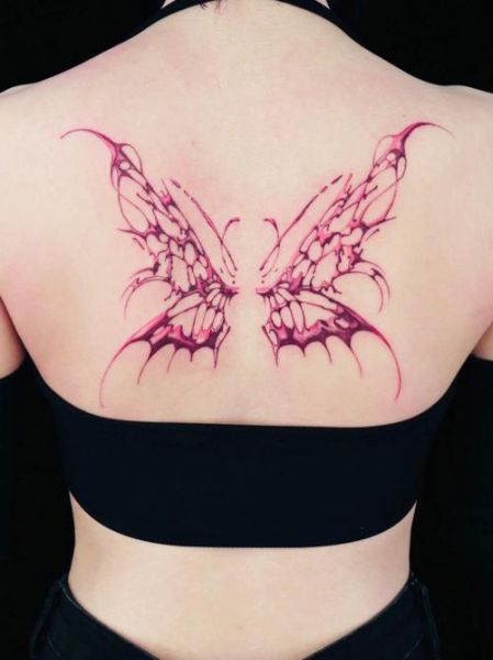 翅膀纹身图片大全_翅膀纹身适合纹在哪里