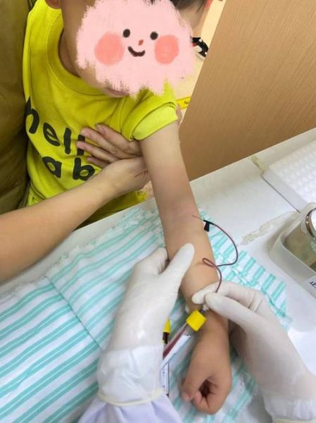 宝宝抽静脉血的危害_婴儿静脉抽血风险