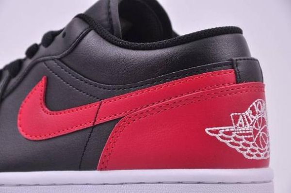 梦到穿别人的鞋是什么意思_梦到穿别人的鞋预示着什么