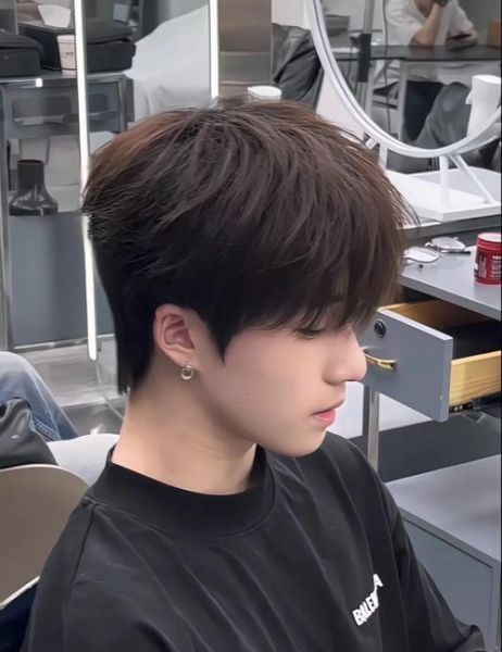 男士发型图片大全_男生剪什么发型好看