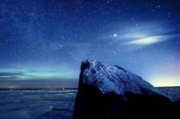 梦到和死人说话是什么意思_梦见与逝者交谈吉凶