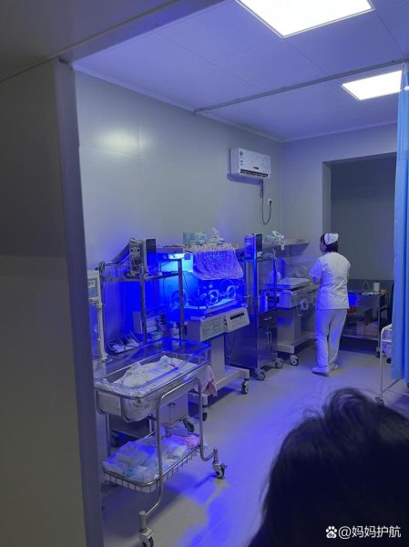 宝宝照蓝光有什么副作用_新生儿黄疸蓝光治疗安全吗