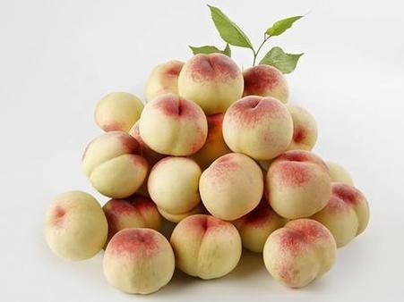 梦到桃子是什么意思_梦见桃子预示什么