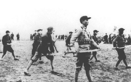 梦到大刀是什么意思_梦见大刀预示什么