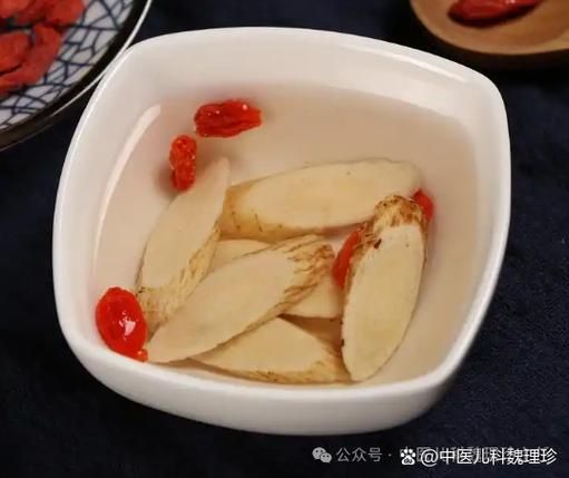 三岁宝宝鼻子两侧发黄怎么回事_需要看医生吗