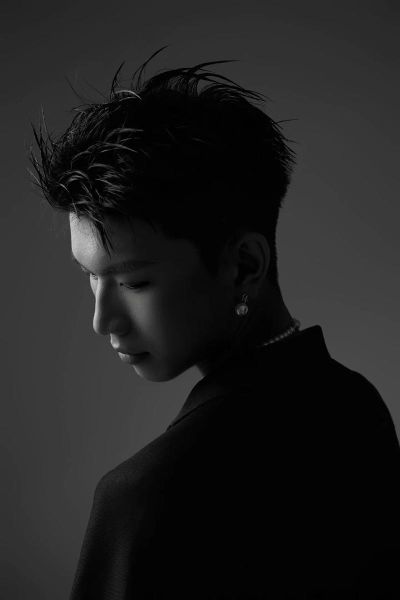 理发师图片大全哪里找_理发师形象照怎么拍