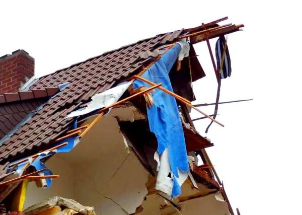 梦到屋顶是什么意思_屋顶塌了预示什么