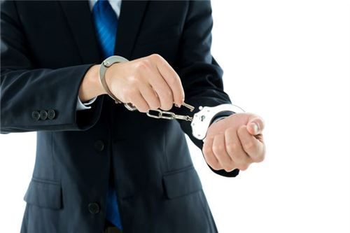 梦到出狱是什么意思_梦到出狱预示什么