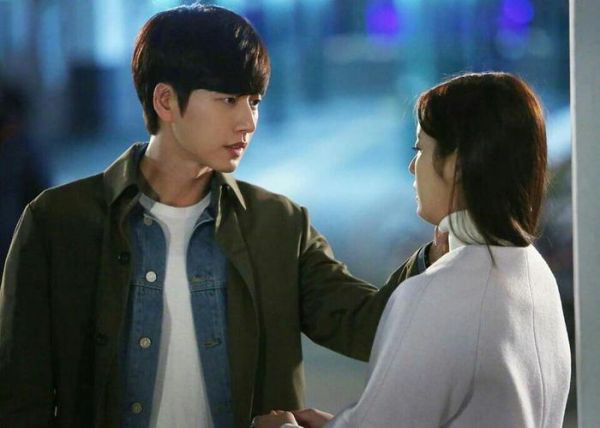 奶酪陷阱迅雷下载_哪里能看高清完整版