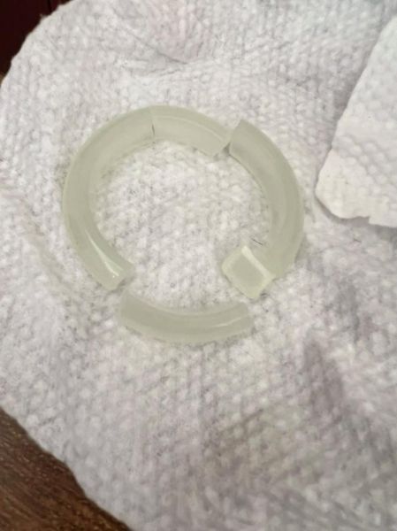 梦到玉镯子碎了_梦见玉镯子是什么意思