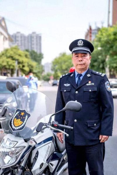 警察图片大全高清_警察图片素材哪里找