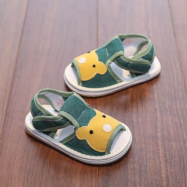 宝宝布凉鞋怎么选_婴儿夏天穿布凉鞋好吗