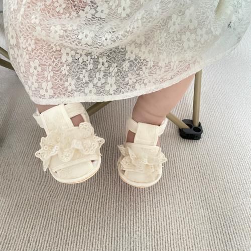 宝宝布凉鞋怎么选_婴儿夏天穿布凉鞋好吗